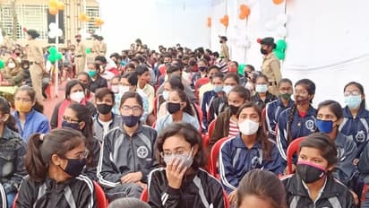 Children Vaccination :  देशभर के सेंटरों पर शुरू हुआ 15-18 उम्र वालों का वैक्सीनेशन, देखें तस्वीरें