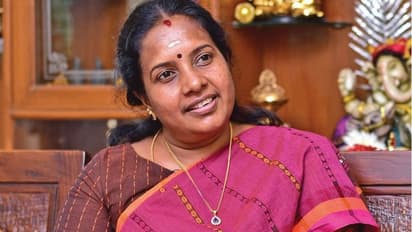 TN Local Body Elections 2022 : நீங்க ‘ஓட்டு’ போட முடியாது.. வானதிக்கு அதிர்ச்சி கொடுத்த தேர்தல் அதிகாரிகள் !!