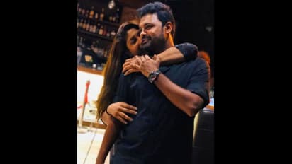 பலே பிளான்.. பெரிய தொகையை அபேஸ் செய்த பிக்பாஸ் அபிநய் மனைவி! தீவிரமாக தேடும் போலீஸ்.. 6 பிரிவில் வழக்கு பதிவு!