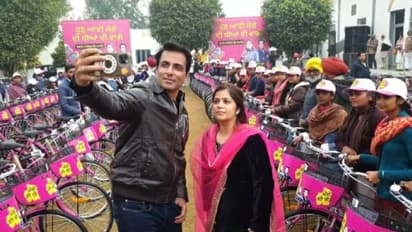 రియల్ హీరో సోనూసూద్ ఖాతాలో మరో సేవ.. వెయ్యి మంది విద్యార్థినీలకు సైకిళ్ల పంపిణీ..