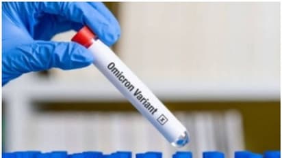 Omicron Symptoms : ശ്രദ്ധിക്കുക, ഒമിക്രോൺ ബാധിച്ചാൽ നഖങ്ങളിലും ചുണ്ടുകളിലും പ്രകടമാകുന്ന ലക്ഷണങ്ങൾ