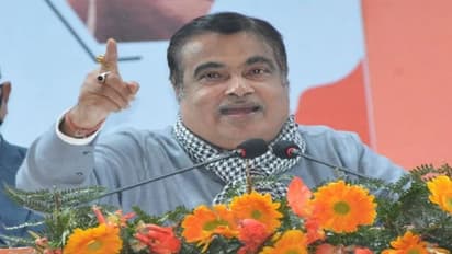 சுங்கச்சாவடி குறித்து மத்திய அரசு அதிரடி அறிவிப்பு... தமிழகத்தில் 6 சுங்கச்சாவடி மூடப்பட வாய்ப்பு!!