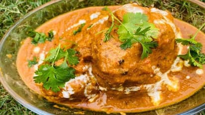 North Indian Recipe: चिकन-मटन को फेल कर देगी सादी सी सब्जी, आज ही बनाएं पंजाब का फेमस गोभी मुसल्लम
