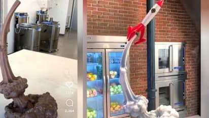 Food Video: ചോക്ലേറ്റ് കൊണ്ട് ബഹിരാകാശത്തേയ്ക്ക് കുതിക്കുന്ന റോക്കറ്റ്; വൈറലായി വീഡിയോ