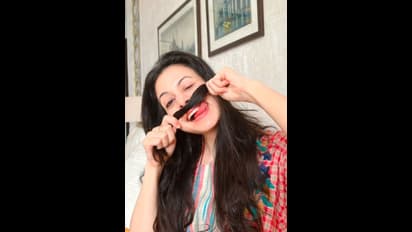 টলিউড বোল্ড ডিভা কোয়েল, স্টাইল স্টেটমেন্টে ঝড় তুলে ঘুম কাড়লেন ভক্তদের