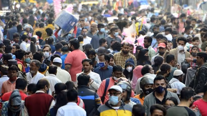 India's R-value reduces to 1.57, current COVID wave likely to peak by February 6, suggests IIT analysis