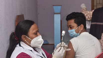 Private vaccination centres' service charges capped at Rs 150 for precautionary dose