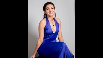 Andrea Jeremiah hot : குளியல் டப் சோப்பு நுரையில் மிதக்கும் ஆண்ட்ரியா..என்னம்மா இப்படி இறங்கிட்டாங்க.