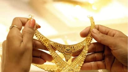 Gold Rate Today: കുതിച്ചുചാടി സ്വർണവില; പവന് 37,000  കടന്നു 