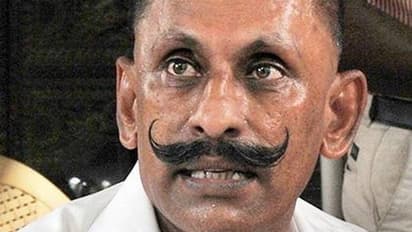 ஓய்வு பெற்றும் அடங்காத பொன் மாணிக்கவேல்.. 2 ஆண்டுகளாக கோயில் கோயிலா செய்த காரியத்தை பாருங்கள்..