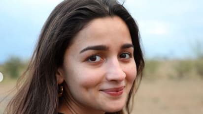 Ranbir-Alia Vacation: আলিয়ার জন্য অভিনয় ছেড়ে এই কাজও করতে হচ্ছে রণবীরকে, দেখলে মন ভরে যাবে