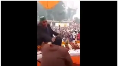 Farmer slap MLA : കര്ഷകന് മുഖത്തടിച്ചതല്ല, കവിളില് തലോടിയതാണ്; വിശദീകരണവുമായി ബിജെപി എംഎല്എ