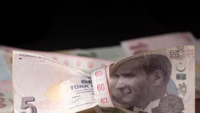 Doorstep Banking-অতিমারি করোনা পরিস্থিতি মোকাবিলায় ফিরল ডোরস্টেপ ব্যাঙ্কিং পরিষেবা,লাগবে অতিরিক্ত চার্জ