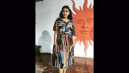 அட..பாண்டியன் ஸ்டோர்ஸ் மீனாவா இது.. தலை முடியை அவிழ்த்து விட்டு கிக் போஸ் கொடுத்து கிறங்கடிக்கும் ஹேமா..