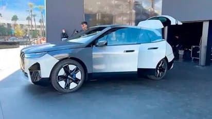 BMW  : സ്വിച്ചിട്ടാല്‍ നിറം മാറും, അദ്ഭുത കാറുമായി ബിഎംഡബ്ല്യു