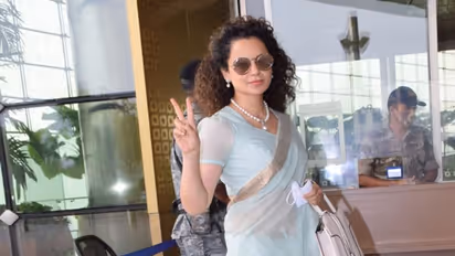 Kangana Ranaut Airport Look: ಕಂಗನಾರ ಏರ್‌ಪೋರ್ಟ್‌ ಸಾರಿ ಲುಕ್‌ ವೈರಲ್‌!