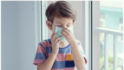 Omicron and Kids : കുട്ടികളെ ഒമിക്രോൺ ബാധിക്കാതിരിക്കാൻ രക്ഷിതാക്കൾ ശ്രദ്ധിക്കേണ്ടത്...