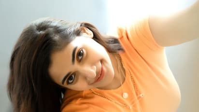 Actress Losliya : கும்பலா சேர்ந்து ‘அந்த’ மாதிரி படம் பார்த்தேன்.... நடிகை லாஸ்லியா ஓபன் டாக்