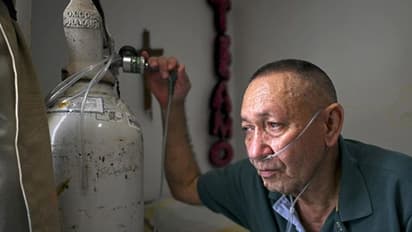 Euthanasia : നിയമം അനുവദിച്ചു; അറുപതുകാരന്‍ പരസ്യമായി മരണത്തിലേക്ക് നടന്നുനീങ്ങി...