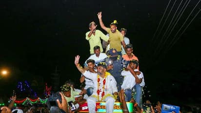 Mekedatu padayatra ನನ್ನನ್ನು ಮತ್ತೆ ಜೈಲಿಗೆ ಹಾಕಿಸಲು ಷಡ್ಯಂತ್ರ,  ಸ್ವಗ್ರಾಮದಲ್ಲಿ ಡಿಕೆಶಿ ಭಾವನಾತ್ಮಕ ಭಾಷಣ