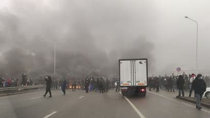 Kazakhstan Protest: জ্বালানি তেলের দাম বৃদ্ধিকে কেন্দ্র করে বিক্ষোভ, উত্তাল কাজাকস্থানে নিহত ১৬৪ জন