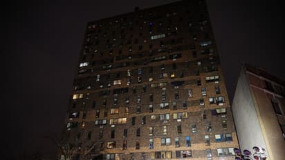 Bronx apartment fire: ന്യൂയോർക്കിലെ അപ്പാര്‍ട്ട്മെന്‍റില്‍ തീപിടിത്തം; ഒമ്പത് കുട്ടികളടക്കം 19 പേര്‍ മരിച്ചു
