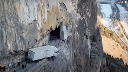 GPS Route ಮ್ಯಾಪ್ ಹೇಳಿದ್ದು ಕಣ್ಮುಚ್ಚಿ ನಂಬಬೇಡಿ,  ಜಿಪಿಎಸ್ ರಸ್ತೆಯಲ್ಲಿ ಸಂಚರಿಸಿದ ಟ್ರಕ್ ಡ್ರೈವರ್ ಬದುಕುಳಿದಿದ್ದೆ ಅದೃಷ್ಠ!