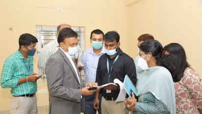 Covid  In Bengaluru: 'ಲಕ್ಷಣರಹಿತ ಸೋಂಕಿತರಿಗೆ ಮನೆಯಲ್ಲೇ ಐಸೋಲೇಷನ್‌'