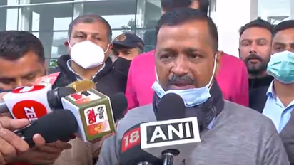 Punjab Election 2022 : चंडीगढ़ पहुंचे अरविंद केजरीवाल, कांग्रेस सरकार को घेरा, CM फेस पर कही ये बड़ी बात