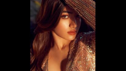 Rashmika Mandanna Look: ಮನೀಷ್ ವಿನ್ಯಾಸದ ಗೌನ್‌ನಲ್ಲಿ ಮಿಂಚಿದ ಕಿರಿಕ್ ಚೆಲುವೆ