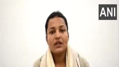 UP Election: என் அப்பாவுக்கு சமாஜ்வாடி கட்சியில் சேர விருப்பமில்லை.. ஆனால்..! மகள் பரபரப்பு குற்றச்சாட்டு