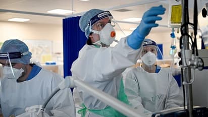 Expert comments About New Strain: ওমিক্রণেই করোনার শেষ নয়, এরপরেও আসতে পারে আরও ভয়ঙ্কর ভেরিয়েন্ট