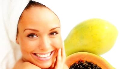 ত্বকের যত্নে ব্যবহার করুন পেঁপে, জেনে নিন কীভাবে বানাবেন পেঁপের ফেসপ্যাক