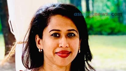 'കര്മ' ട്വീറ്റിൽ ഉറച്ച് ഷമ മുഹമ്മദ്; പ്രതികരിച്ചത് അക്രമരാഷ്ട്രീയത്തോടെന്ന് വിശദീകരണം