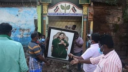 Jayalalitha Temple Demolished : ஜெயலலிதா கோவில் இடிப்பு..  தஞ்சாவூரில் நடந்தது என்ன..?..பரபரப்பு பின்னணி