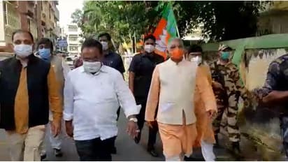 ফের পুরভোটের প্রচারে নেমে বাধা পেলেন দিলীপ ঘোষ, 'বিধিভঙ্গের' অভিযোগ তাঁর বিরুদ্ধে