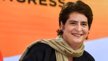 दलबदल पर बोलीं प्रियंका - दल परिवर्तन स्वाभाविक प्रक्रिया, किसी दल को नहीं इससे घबराने की जरूरत