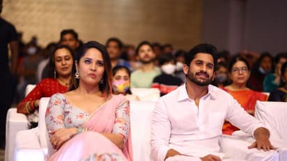 Bangarraju prerelease event: పంచకట్టులో సంక్రాంతి అల్లుళ్లలా తయారైన సోగ్గాళ్లు!