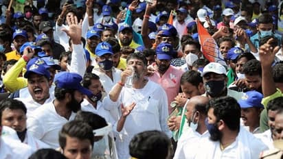 कर्नाटक ने स्वास्थ्य मंत्री ने कहा- कांग्रेस के कारण राज्य में बढ़ रहे हैं Covid के केस