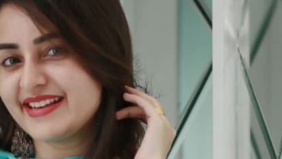 Bhama : 'സാമൂഹ്യമാധ്യമങ്ങളിലേത് കെട്ടുകഥകള്', സന്തോഷത്തോടെ ഇരിക്കുന്നുവെന്ന് ഭാമ