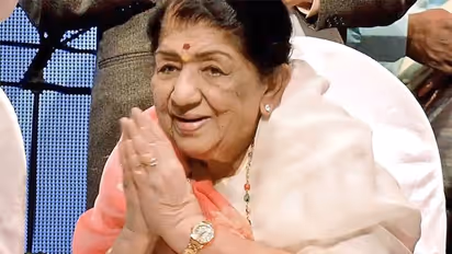 Doctor on Lata Mangeshkar health: 'Will take time to recover due to old age'