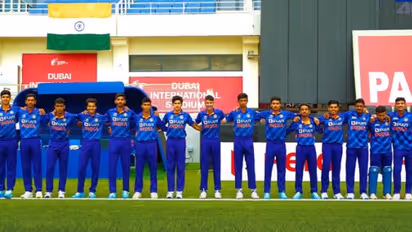 ICC Under 19 World Cup : ദക്ഷിണാഫ്രിക്കയ്ക്കെതിരെ ഇന്ത്യക്ക് മോശം തുടക്കം; രണ്ട് വിക്കറ്റുകള് നഷ്ടം