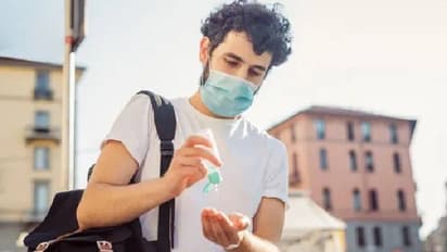 Weekend Curfew: ಖಾಕಿ ನೋಡಿ ಮಾಸ್ಕ್ ಹಾಕಬೇಡಿ: ಬೈಕ್‌ ಸವಾರನಿಗೆ ಕೊಪ್ಪಳ ಪೋಲಿಸರ ಬುದ್ಧಿಮಾತು!