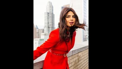 Priyanka Chopra: সারোগেসিতে মেয়ের মা হলেন প্রিয়ঙ্কা, কীভাবে ধরে রেখেছেন যৌবন, জানলে অবাক হবেন