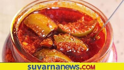 Men Health Tips: పురుషులు ఊరగాయలను అస్సలు తినకూడదు.. ఒకవేళ తిన్నారో.. ఈ సమస్యలు రావడం ఖాయం..!