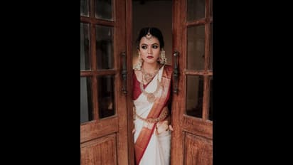 Aparna Das latest : மொட்டை மாடி நீச்சல் குளத்திற்குள் சிலையாய் Beast   நடிகை  Aparna Das..இவ்ளோ உயரத்திலா?..