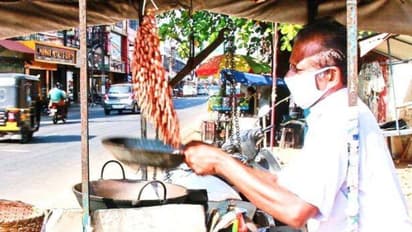 മൊയ്തീൻ കുട്ടിയുടെ കപ്പലണ്ടി മാഹാത്മ്യത്തിന് നാല് പതിറ്റാണ്ടിന്റെ രുചിപ്പെരുമ