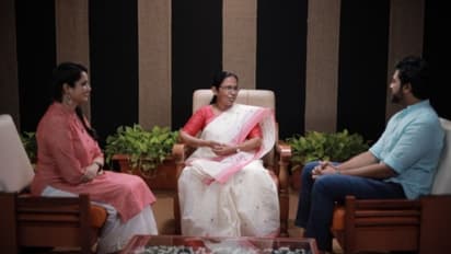 ബിഗ് സ്ക്രീനിലേക്ക് കെ കെ ശൈലജ; 'വെള്ളരിക്കാപ്പട്ടണം' വരുന്നു