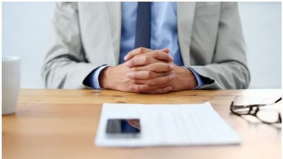 ইন্টারভিউ-তে যাওয়ার সময় বিশেষ নজর দিন পোশাকে, মেনে চলুন এই টোটকা, দূর হবে বাধা