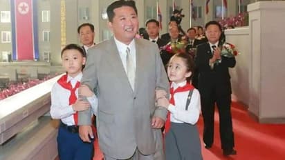 अंतराष्ट्रीय प्रतिबंधों और खराब अर्थव्यवस्था से बेपरवाह तानाशाह Kim Jong Un, सफेद घोड़े पर सवारी करते दिखे